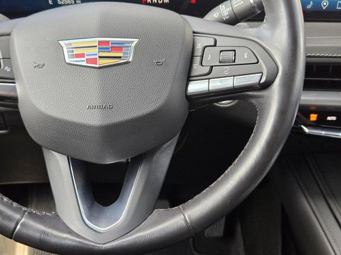 Used 2024 Cadillac XT4 Premium Luxury FWD image 23