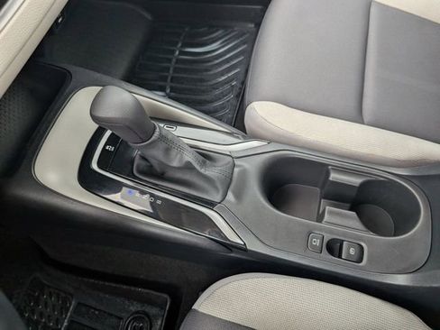 Used 2023 Toyota Corolla LE image 16