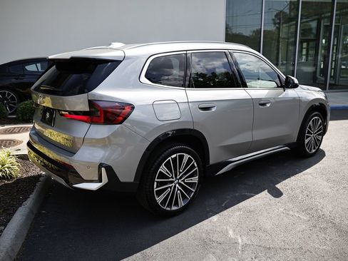 Used 2025 BMW X1 xDrive28i w/ Technology Package AWD/4WD image 5
