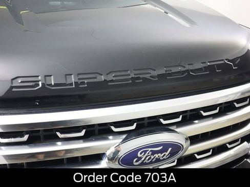 Used 2024 Ford F250 Platinum w/ FX4 Off-Road Package AWD/4WD image 15