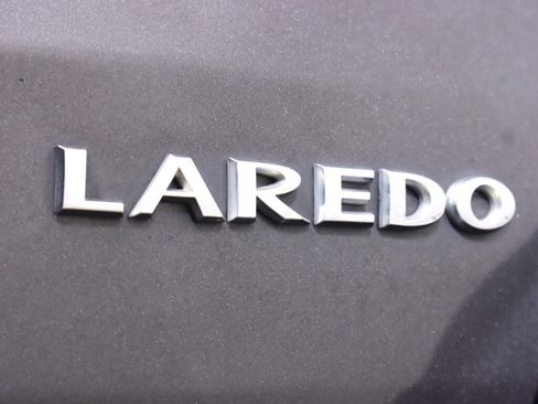 Used 2019 Jeep Grand Cherokee Laredo w/ Laredo X Package RWD image 34