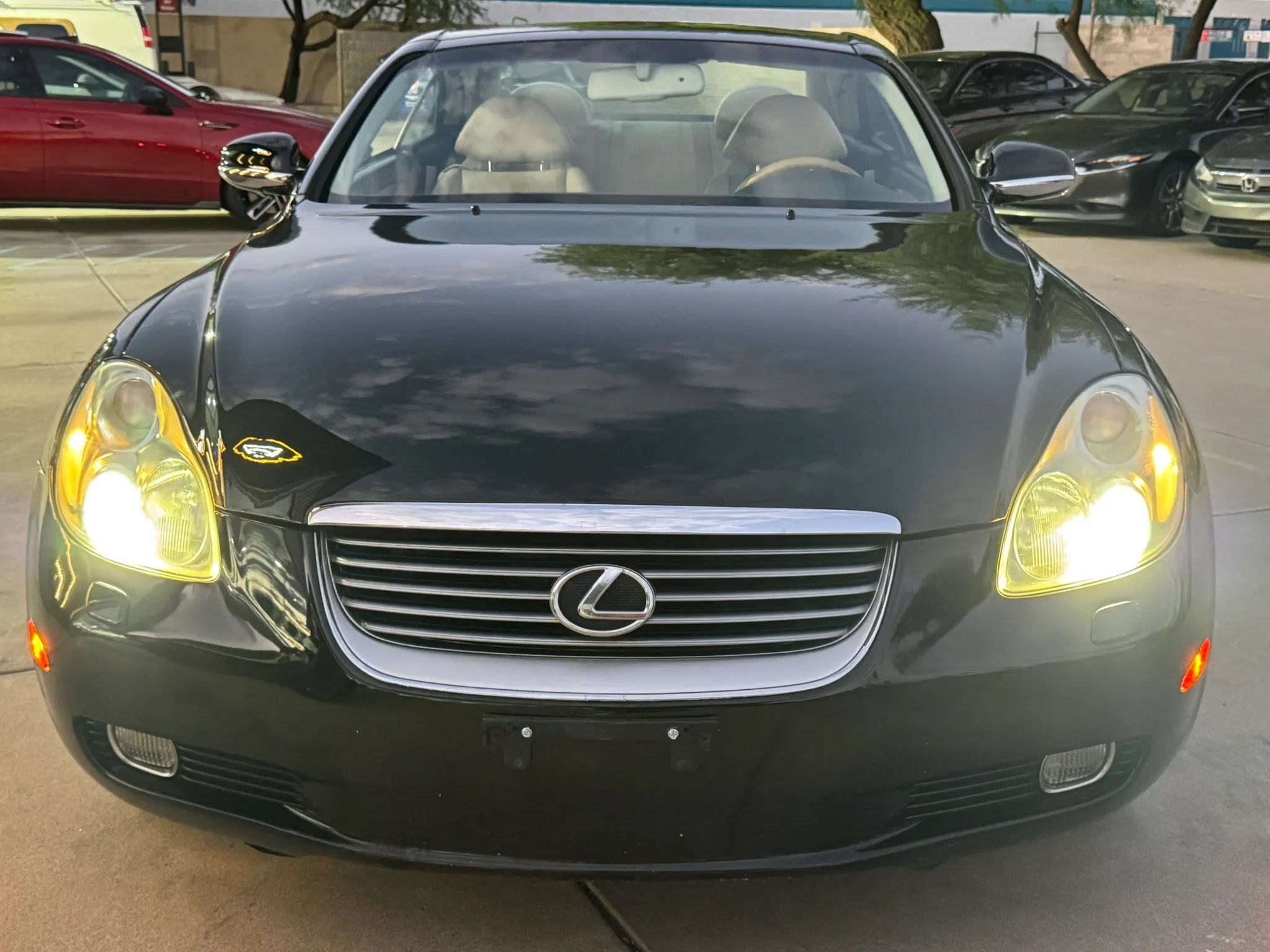 Used 2005 Lexus SC 430 Convertible RWD image 2