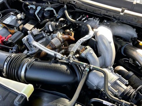 Used 2020 Ford F250 Lariat w/ Lariat Ultimate Package image 32