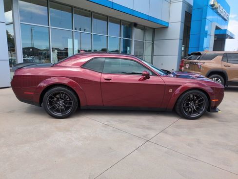 Used 2019 Dodge Challenger R/T Scat Pack RWD image 6