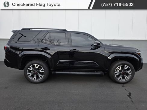 Used 2025 Toyota 4Runner TRD Sport Premium image 9