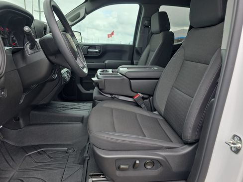 New 2026 Chevrolet Silverado 1500 Custom RWD image 10