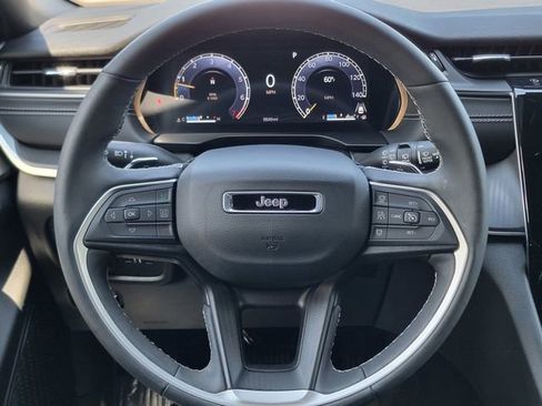 Certified 2024 Jeep Grand Cherokee Laredo X w/ Luxury Tech Group I AWD/4WD image 32