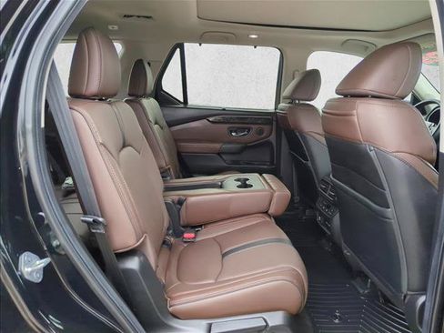 Used 2025 Honda Pilot Elite image 20