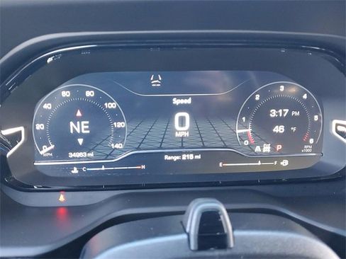 Used 2024 GMC Yukon Denali w/ Advanced Technology Package image 10