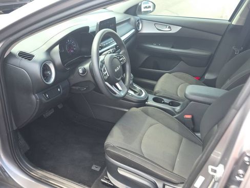 Used 2024 Kia Forte LXS FWD image 21