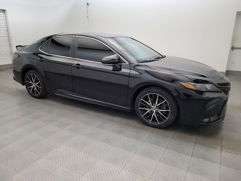 Used 2023 Toyota Camry SE FWD image 11