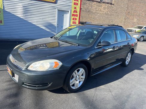 Used 2014 Chevrolet Impala LT w/ LT Sunroof Package image 2