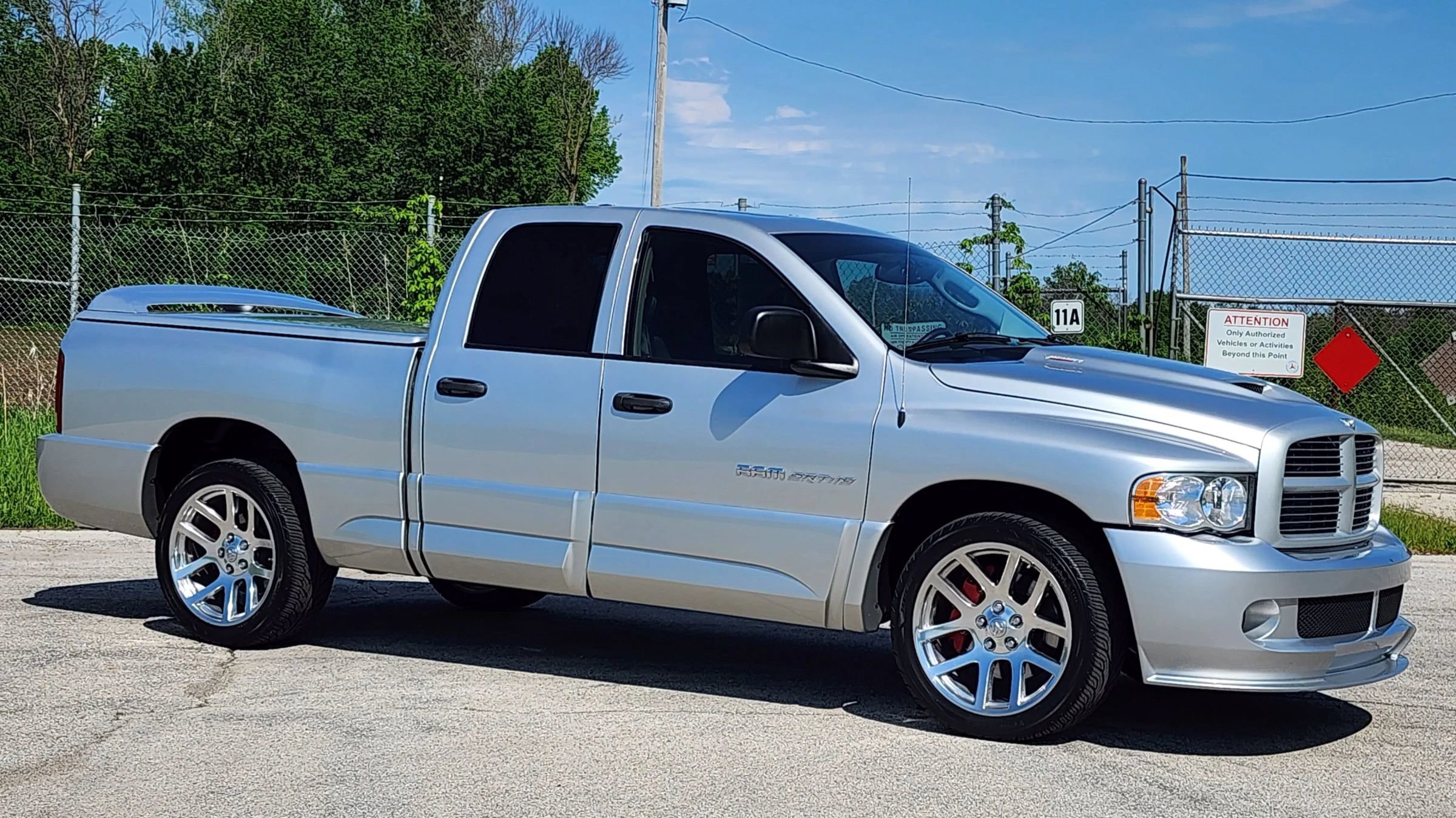 Used 2005 Dodge Ram 1500 Truck 2WD Quad Cab image 9