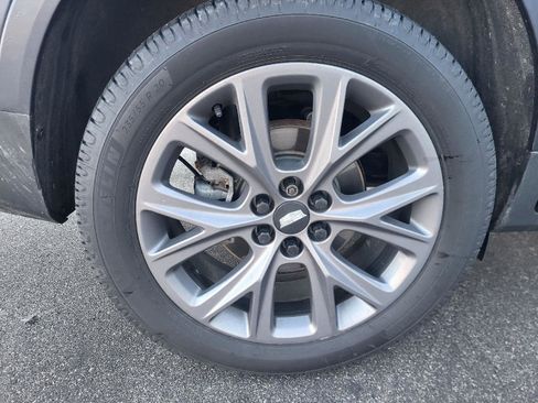 Used 2019 Cadillac XT5 Luxury w/ LPO, Black Ice Package image 13