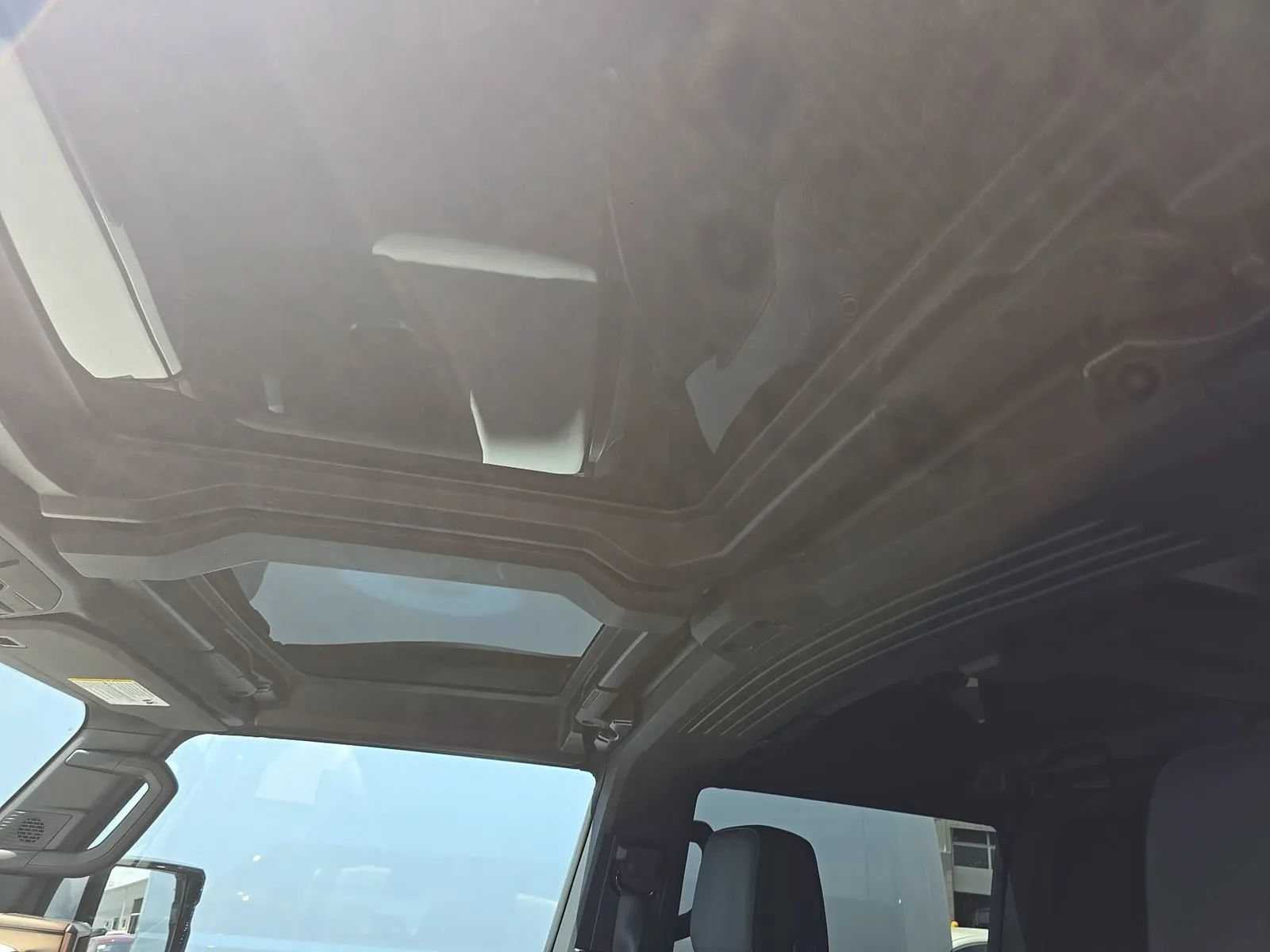 Used 2025 GMC Hummer EV 2X AWD/4WD image 8