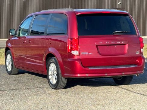 Used 2015 Dodge Grand Caravan SXT image 5