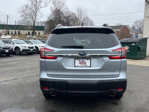 Certified 2023 Subaru Ascent Limited w/ Technology Package image 4