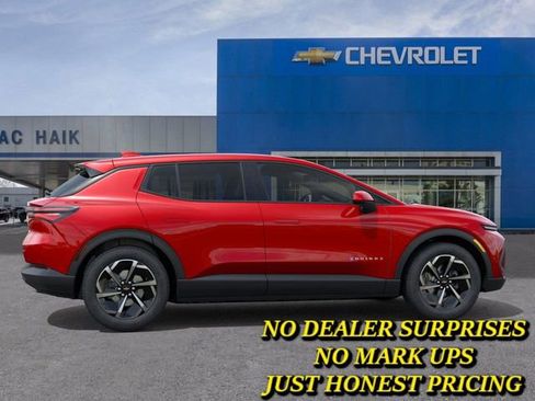 New 2026 Chevrolet Equinox EV LT image 5