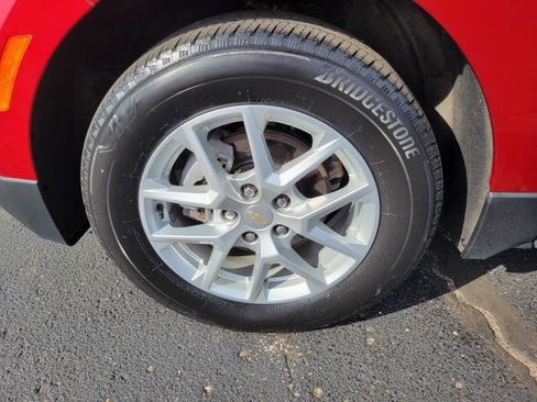 Used 2024 Chevrolet Equinox LT w/ LPO, Floor Liner Package AWD/4WD image 5