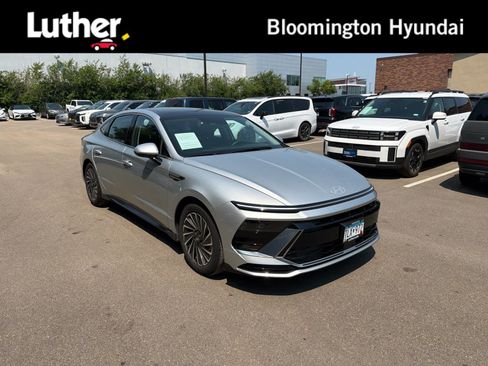 Used 2026 Hyundai Sonata SEL FWD image 1