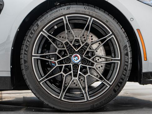 Used 2022 BMW M4 Competition w/ Executive Package RWD image 43