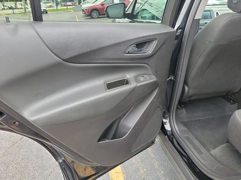 Used 2024 Chevrolet Equinox LT AWD/4WD image 17