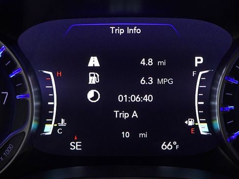 New 2026 Chrysler Pacifica Select image 16