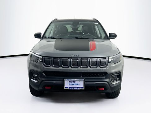 Used 2022 Jeep Compass Trailhawk AWD/4WD image 2