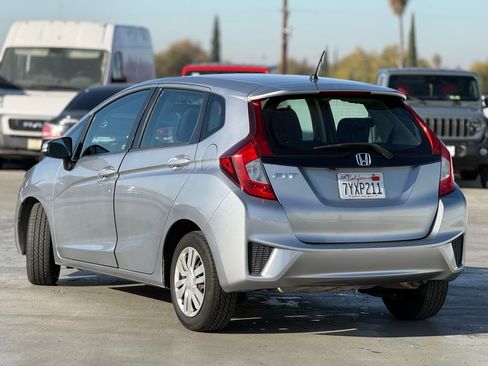 Used 2017 Honda Fit LX image 2