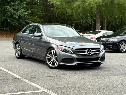 Used 2017 Mercedes-Benz C 300 Sedan image 3