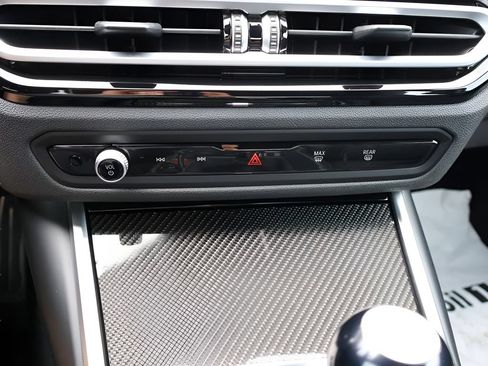 Used 2023 BMW M2 w/ Lighting Package RWD image 24