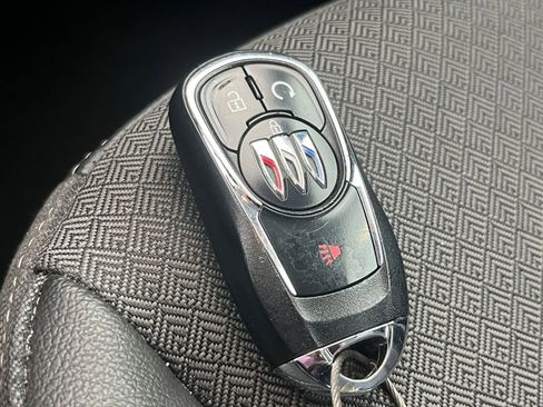 Used 2025 Buick Encore GX Preferred image 21
