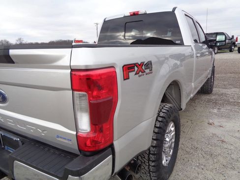 Used 2019 Ford F250 XLT w/ XLT Premium Package image 37