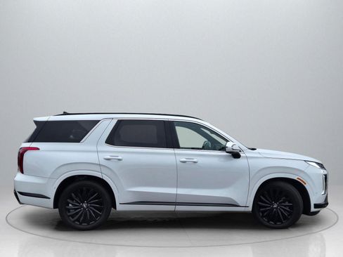 Certified 2025 Hyundai Palisade Calligraphy image 9