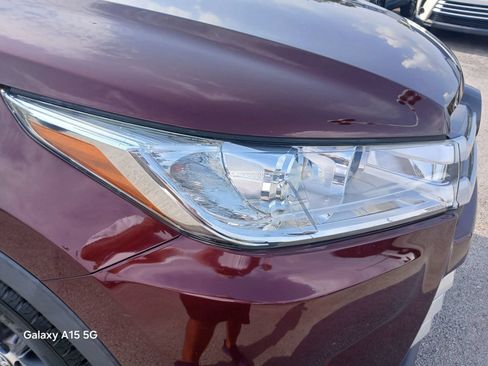 Used 2018 Toyota Highlander XLE FWD image 20