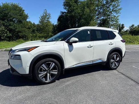 Certified 2023 Nissan Rogue SL w/ SL Premium Package AWD/4WD image 8