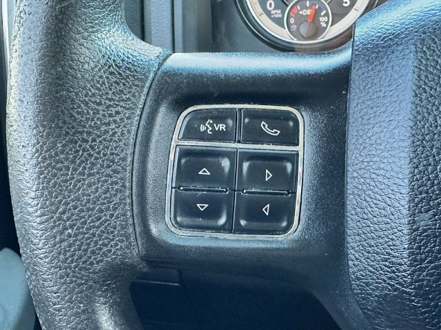 Used 2018 RAM 2500 SLT AWD/4WD image 15