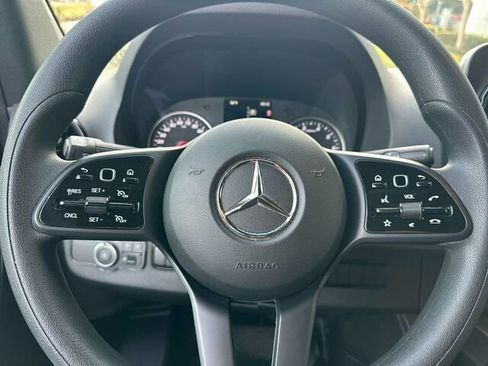 Used 2023 Mercedes-Benz Sprinter 2500 image 26
