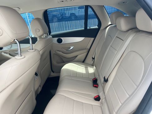Certified 2022 Mercedes-Benz GLC 300 image 18