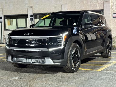 Used 2024 Kia EV9 Light Long Range image 7