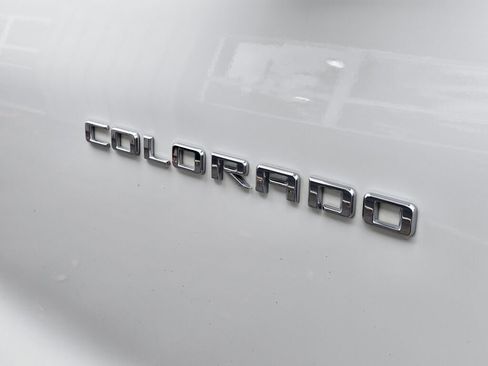 Used 2023 Chevrolet Colorado LT w/ LT Convenience Package II image 11