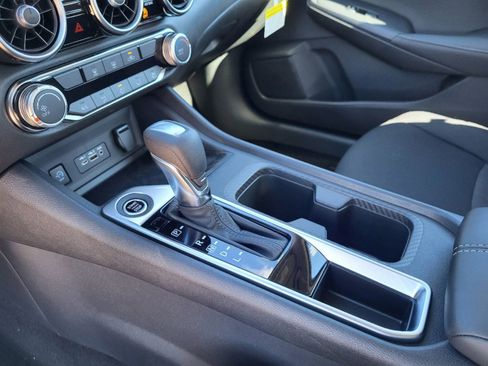 New 2025 Nissan Sentra SV image 12