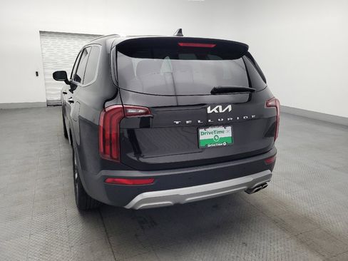 Used 2022 Kia Telluride S image 6