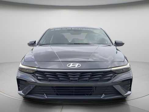 Certified 2025 Hyundai Elantra SEL FWD image 5