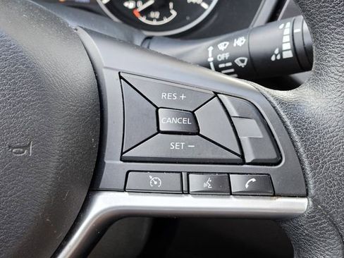 Used 2024 Nissan Altima 2.5 SV FWD image 16