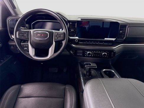 Certified 2024 GMC Sierra 1500 SLT image 2