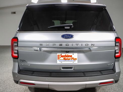 Used 2022 Ford Expedition Max Limited RWD image 8