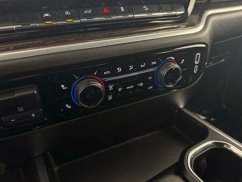 Used 2024 Chevrolet Silverado 1500 RST image 17