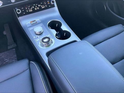 New 2026 Genesis GV70 2.5T Advanced image 8