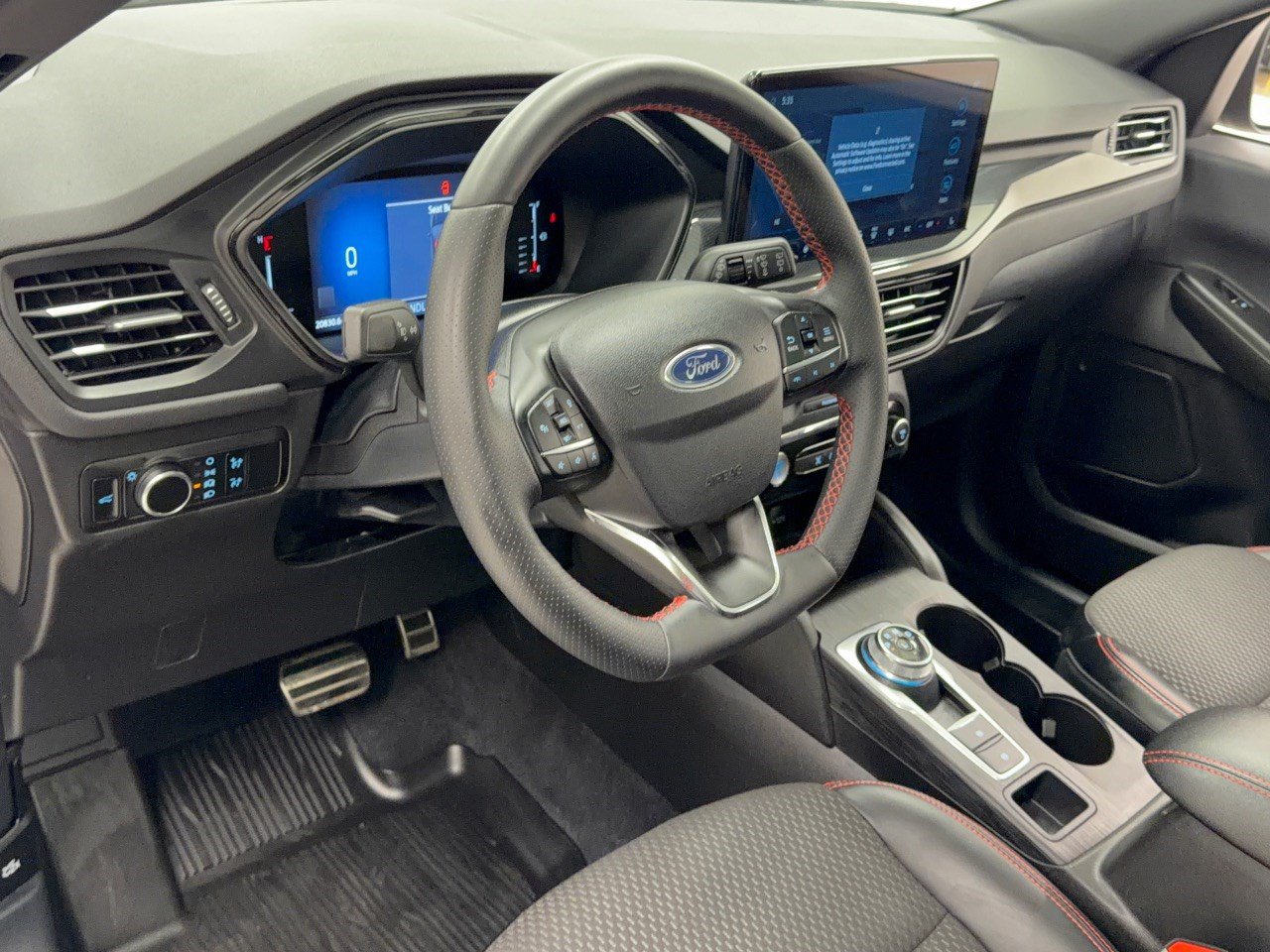 Certified 2023 Ford Escape ST-Line w/ Tech Pack #1 AWD/4WD image 4